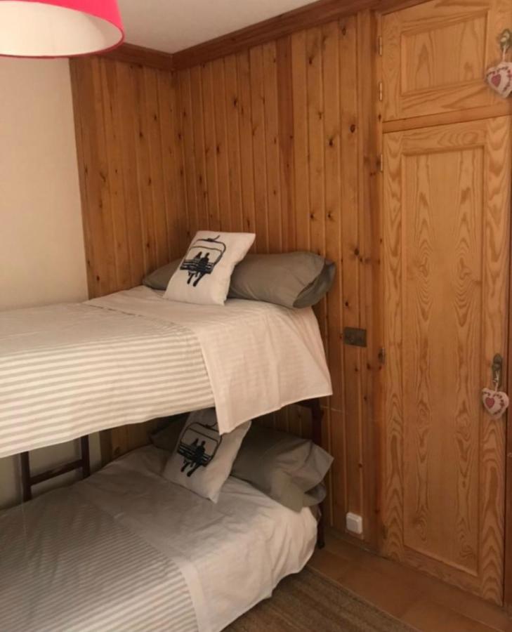 Acogedor Apartamento En แอสทุน ภายนอก รูปภาพ