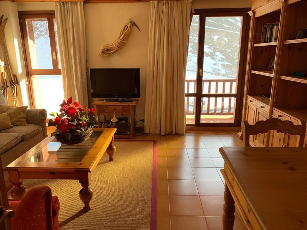 Acogedor Apartamento En แอสทุน ภายนอก รูปภาพ