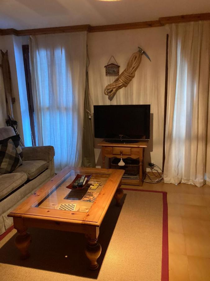 Acogedor Apartamento En แอสทุน ภายนอก รูปภาพ